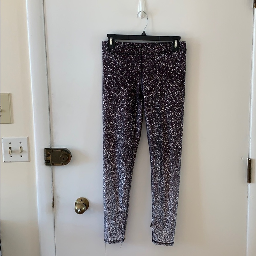 Black/white “crystal leggings” sz medium TEREZ